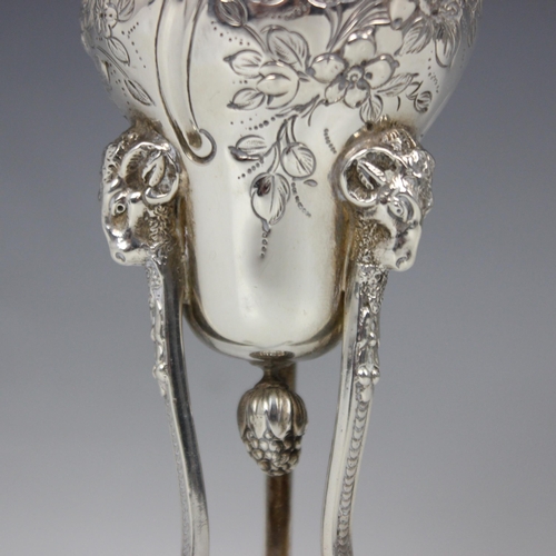 115 - An Edwardian silver posy vase, William Comyns & Sons, London 1902, the shaped rim above florally emb... 