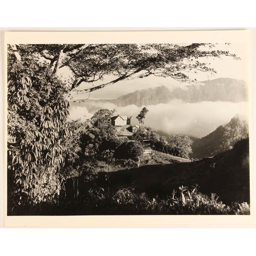 488 - FRANK HURLEY (Australian, 1895-1962), thirty one photographic prints taken by Hurley between 1920 an... 