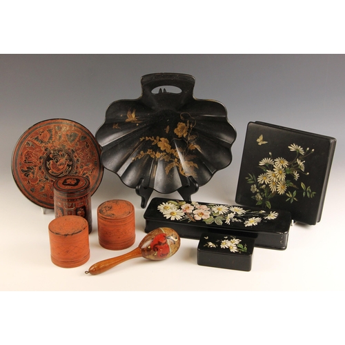 640 - A collection of English and South East Asian lacquer wares, 20th century, to include a Burmese spice... 