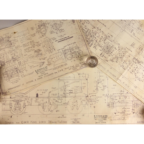 750 - MODEL RAILWAY INTEREST: A quantity of engineering drawings relating to a GWR King Class 3 1/2 Gauge ... 