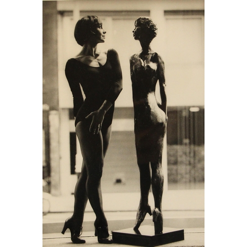 536 - Michael Ward (1929-2011) 
'Elizabeth Seal with Irma La Douce Bronze'  Photograph, 
Circa 1977,  
39 ... 