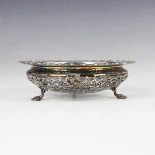 28 - An Edwardian silver bowl, James Dixon & Sons Ltd, Sheffield 1906, the gadrooned rim above a pierced ... 