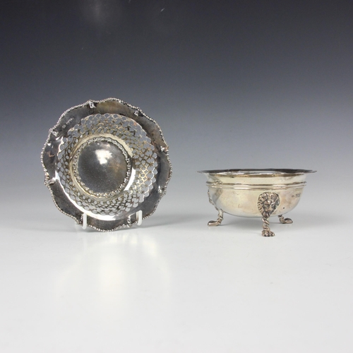 29 - An Edwardian silver bon bon dish, George Nathan and Ridley Hayes, Chester 1906, the shaped rim above... 