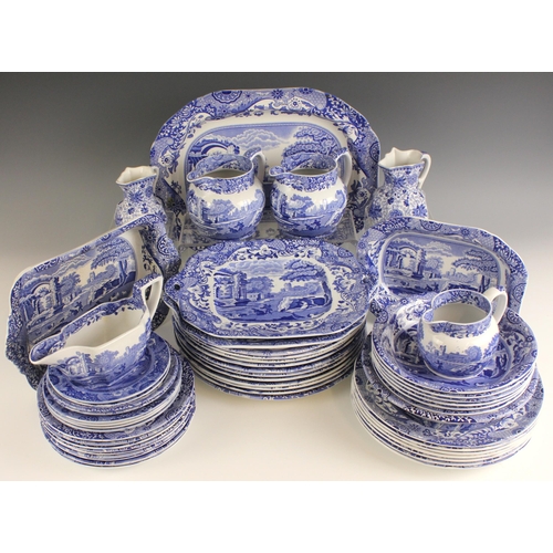 567 - A Copeland Spode part dinner service in the 'Italian' pattern, comprising: seven salad plates, 23cm ... 