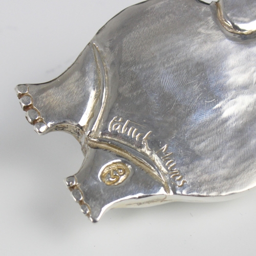 86 - A Patrick Mavros 'Splat' silver paperweight of a hippo, modelled lying flat, stamped 'PM' 2016, sign... 