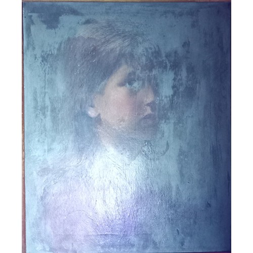 469 - English school (early 20th century),  
Portrait of a young girl, 
Oil on Canvas,  
Unsigned,  
40cm ... 