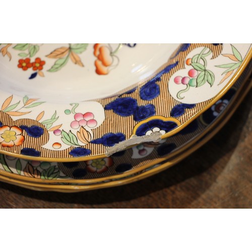 572 - A Mintons part dinner service in the 'D’Orsay Japan' pattern, mid 19th century, comprising: three gr... 