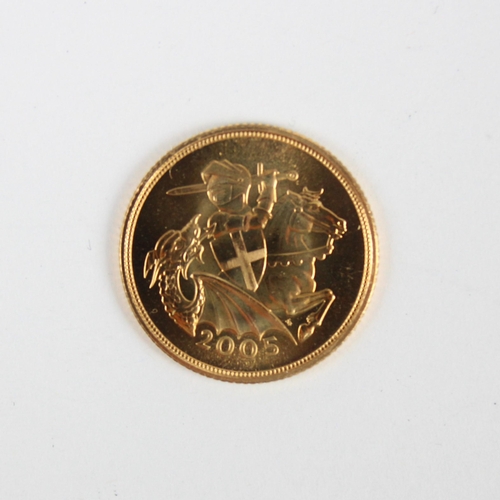 158 - Elizabeth II (1952-2022) Full sovereign, dated 2005, 8gms