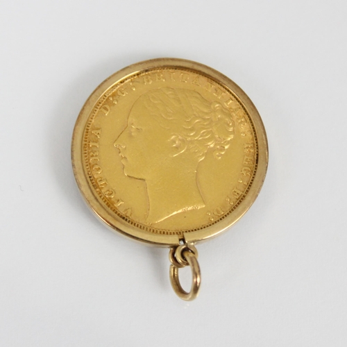 193 - Victorian (1837-1901) full sovereign, dated 1871, within yellow metal mount, 9.3gms