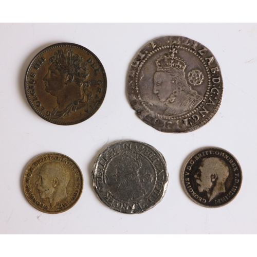 142 - A small collection of English coins to include a 1601 Elizabeth I shilling