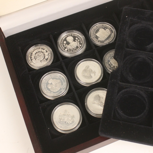 150 - The official coin collection in honour of HM Queen Elizabeth, the Queen Mother, fourteen coins inclu... 