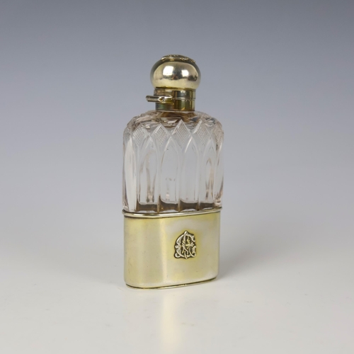 13 - A Victorian silver mounted glass hip flask, Frederick Brasted, London 1886, the bayonet cap with app... 