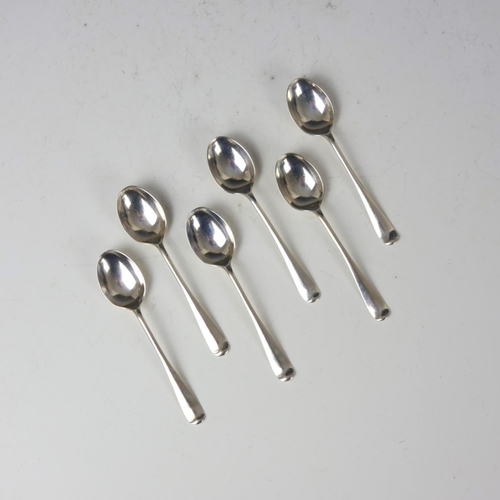 36 - A set of six George V Hanoverian pattern silver teaspoons, Walker & Hall, Sheffield 1919, of typical... 