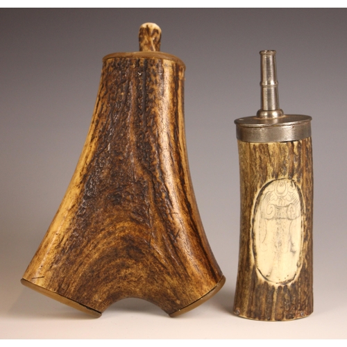 364 - An antler powder flask, 19th century, engraved to one side with a circular floral motif and stylised... 