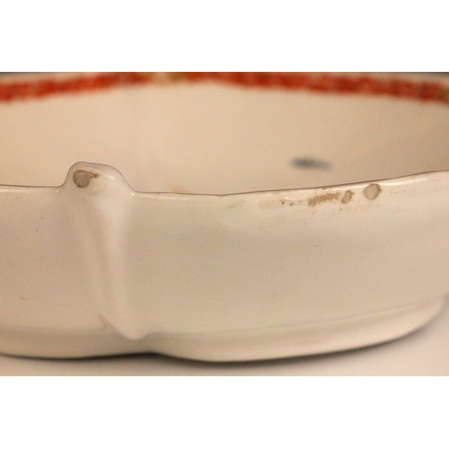 305 - A Bow porcelain kakiemon palette leaf shaped dish in the 'Two Quail' pattern, mid 18th century circa... 