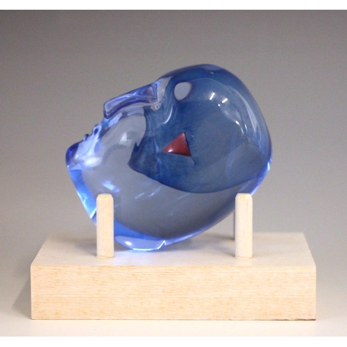 527 - A Bertil Vallien (Swedish, b. 1938) for Kosta Boda, a glass 'Brains Heart' sculpture from the 'Brain... 