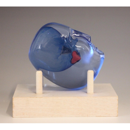 527 - A Bertil Vallien (Swedish, b. 1938) for Kosta Boda, a glass 'Brains Heart' sculpture from the 'Brain... 