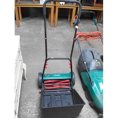 30 - QUALCAST PUSH LAWN MOWER