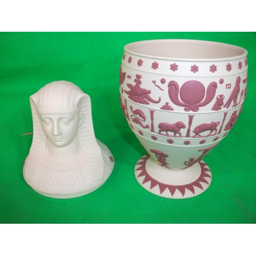 231 - WEDGEWOOD EGYPTIAN COLLECTION CANOPIC VASE IN PRIMROSE JASPER WITH TERRACOTTA ORNAMENTS NUMBER 155 I... 