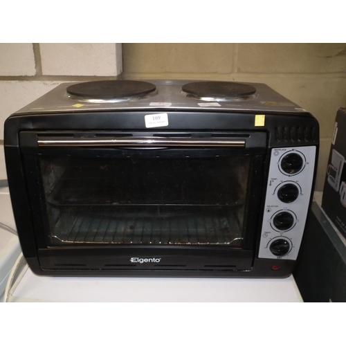 109 - ELGENTO SMALL PORTABLE OVEN - WARRANTED UNTIL 12 NOON ON TUESDAY FOLLOWING THE ABOVE SALE