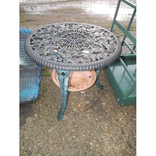 12 - PLASTIC GARDEN TABLE