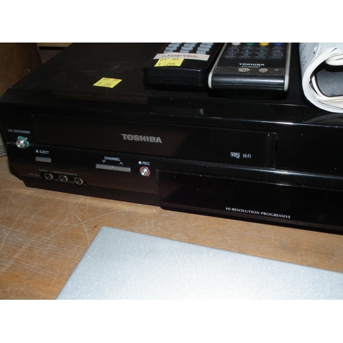 272 - TOSHIBA DVD/VIDEO PLAYER/RECORDER - WARRANTED UNTIL NOON TUES FOLLOWING THE ABOVE SALE