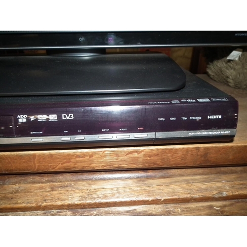 164 - TOSHIBA RD97-DT DVD RECORDER - WARRANTED UNTIL 12 NOON ON TUESDAY FOLLOWING THE ABOVE SALE