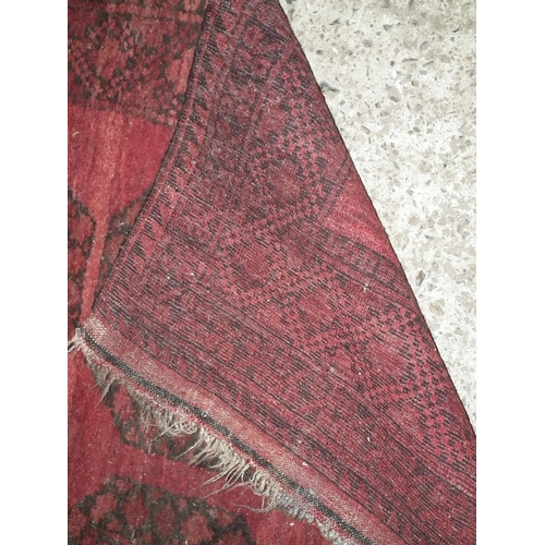 405 - RED PATTERN RUG 192 X 142