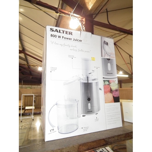 175 - SALTER 800W POWER JUICER - WARRANTED UNTIL 12 NOON ON TUESDAY FOLLOWING THE ABOVE SALE