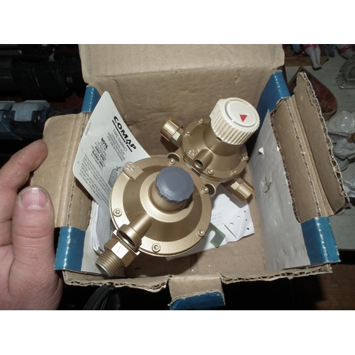 428 - GAS VALVE & CHANGE OVER VALVE