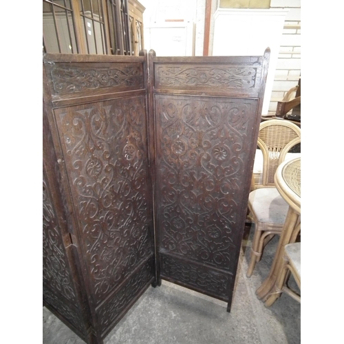 451 - SMALL OAK SCREEN