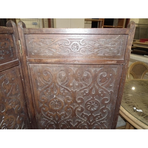 451 - SMALL OAK SCREEN