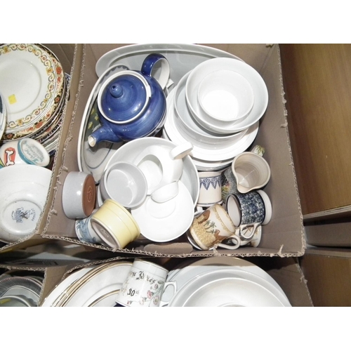 224 - 4 X BOXES OF MIXED CHINA PLATESMUGS/TEA POTS/BOWLS ETC