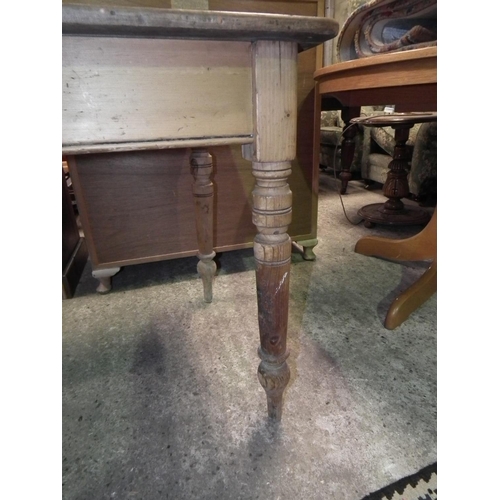 501 - ANTIQUE PINE TABLE