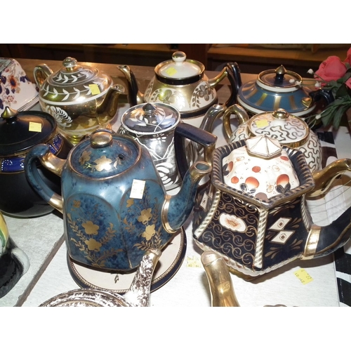 418 - ASSORTED TEA POTS