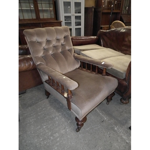 463 - EDWARDIAN BUTTON BACK ARMCHAIR