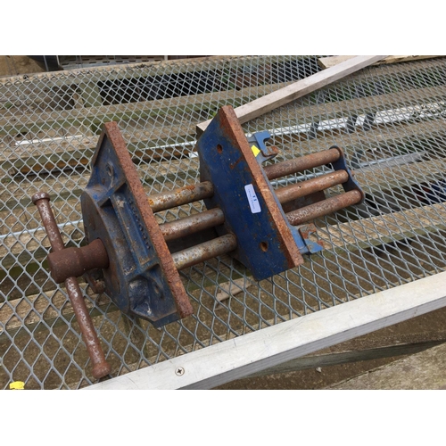 11 - RECORD CARPENTERS VICE