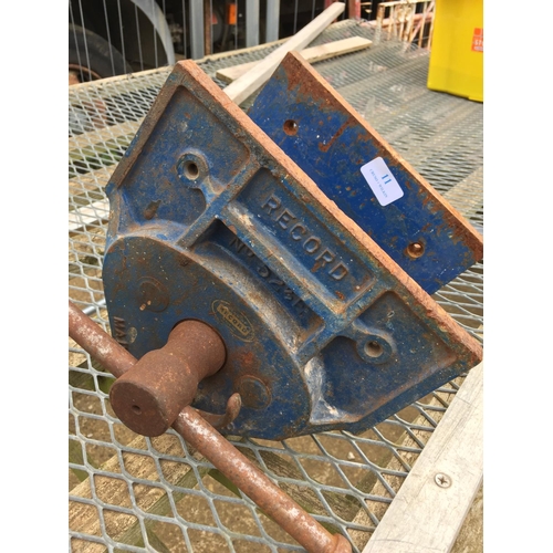 11 - RECORD CARPENTERS VICE