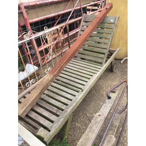 15 - WOODEN GARDEN LOUNGER