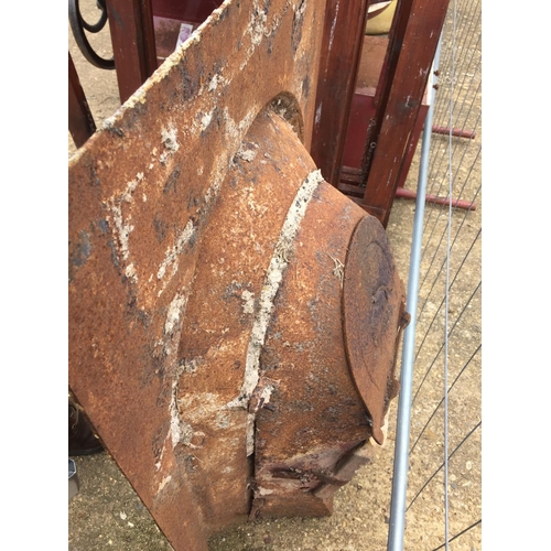 18 - CAST IRON FIRE PLACE