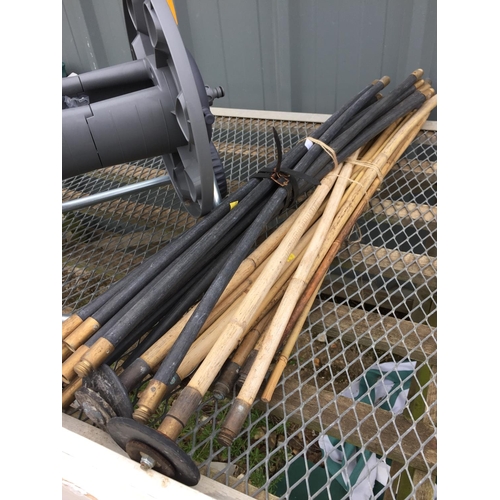 4 - HOZELOCK HOSE REEL ON WHEELS & DRAIN RODS ETC.