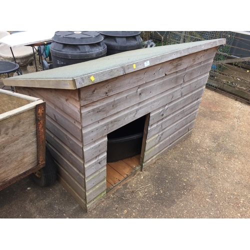 47 - LARGE WOODEN DOG KENNEL