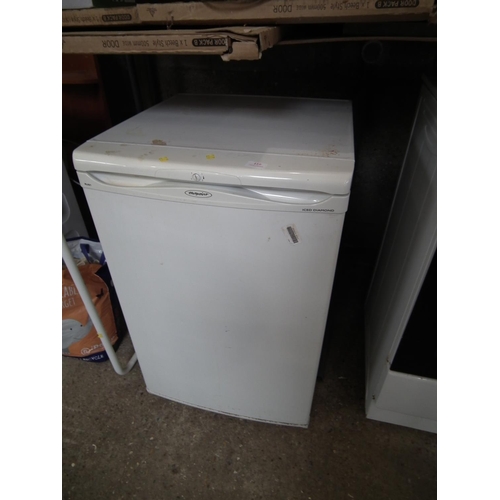 110 - HOTPOINT FRIDGE - WARRANTED UNTIL 12 NOON ON THE TUESDAY FOLLOWING THE ABOVE SALE