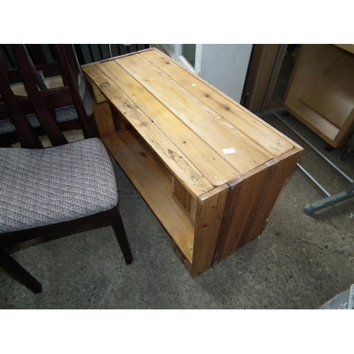 118 - PINE COFFEE TABLE