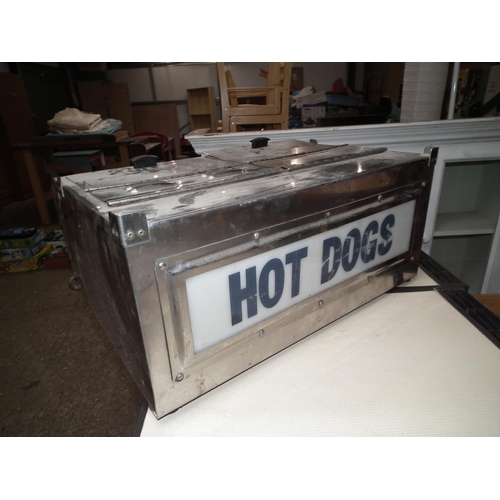 136 - HOT DOG WARMER - WARRANTED UNTIL NOON TUES FOLLOWING THE ABOVE SALE