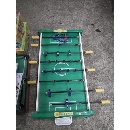 143A - QTY OF GAMES/LEGO/SNOOKER/TABLE TOP FOOTBALL ETC