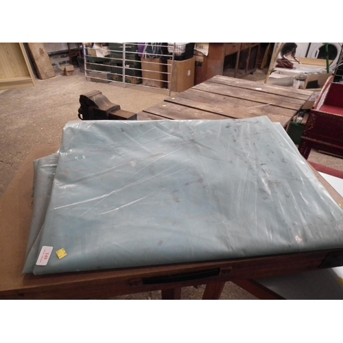 149 - PASTING TABLE/SHEETS ETC INC LARGE PLASTIC