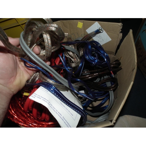 173 - BOX OF AUDIO CABLES ETC