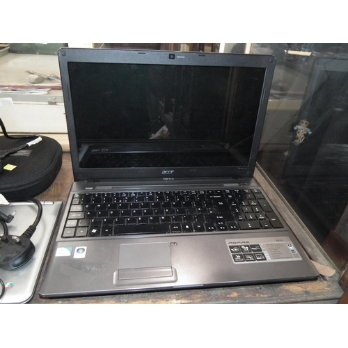 196 - ACER LAPTOP - WARRANTED UNTIL NOON TUES FOLLOWING THE ABOVE SALE