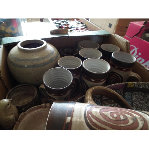 223 - 2 BOXES OF STUDIO POTTERY